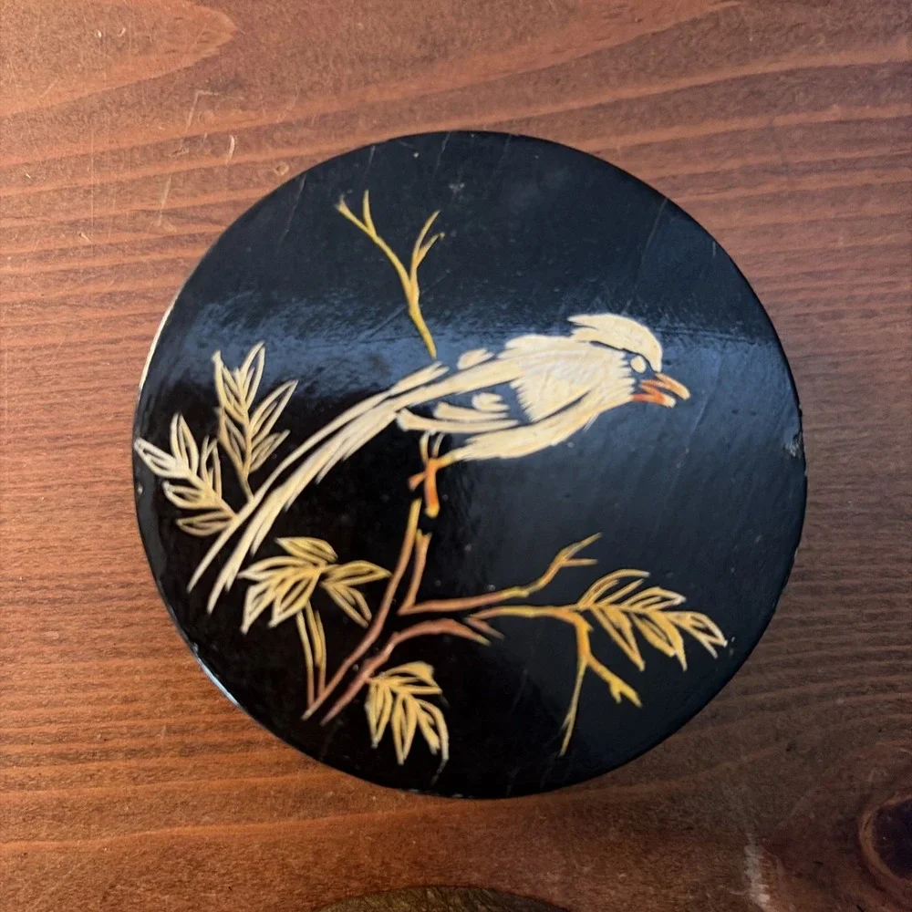Vintage‎ Lacquered Trinket Boxes 3